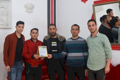 مجلس العمال بمحافظة  رفح يستكمل فعاليات الأول من اَيار ويكرم عدداً من العمال