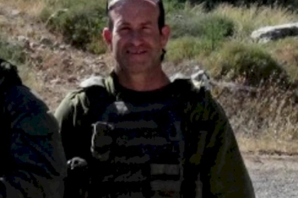 مقتل ضابط إسرائيلي في اشتباكات مخيم جنين فجر اليوم