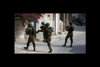 الاحتلال يحتجز الجريح حمزة عابد من جنين بحالة خطيرة