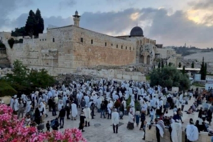 جماعات الهيكل تستعد لاقتحام مركزي للأقصى ودعوات لشد الرحال