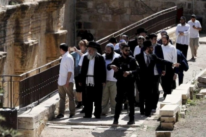 "الأوقاف" تحذر من اقتحام المستوطنين للأقصى غدًا وتدعو للرباط فيه
