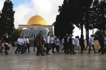 الخارجية الفلسطينية تعقب على دعوات المستوطنين لاقتحام المسجد الأقصى غدا