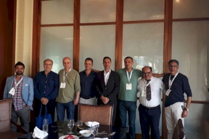 الدكتور كلوب يُشارك في مؤتمر علمي كبير مُختص بالقسطرة الطرفية في دولة الامارات