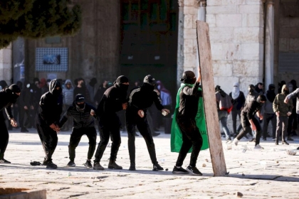 دعوات فلسطينية لتوسيع المشاركة الشعبية في مواجهة مخططات الاحتلال