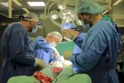 الصحة: وصول الوفد الطبي لزراعة الكلى إلى قطاع غزة