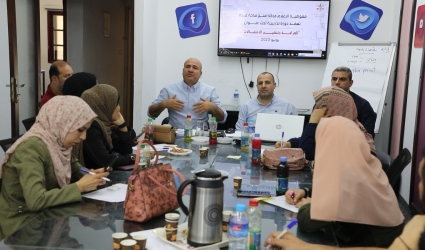 مفوضية الإعلام بحركة فتح ساحة غزة تعقد دورة تدريبية بعنوان "العرافة وتنظيم الاحتفالات"