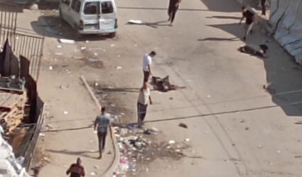 استمرار سياسة الاغتيالات واستهداف خيام النازحين وتدمير4 بنايات في غزة