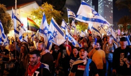 احتجاجات حاشدة ضد حكومة نتنياهو وخطتها لإضعاف القضاء