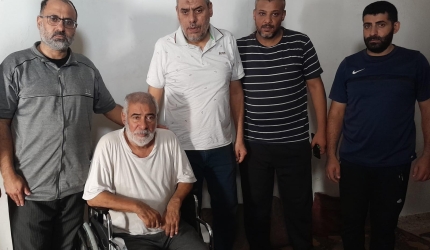 وفد من تيار الإصلاح الديمقراطي بحركة فتح يزور عائلة الشهيد القائد زياد أبو الجديان 