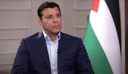 صحيفة إسبانية: قلق إسرائيلي من تحركات دحلان لتشكيل تحالف سياسي فلسطيني واسع بدعم عربي ودولي
