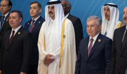 انسحاب ممثلي 5 دول من قاعة مؤتمر بأذربيجان خلال خطاب هرتسوغ.. وأمير قطر يبقى للاستماع