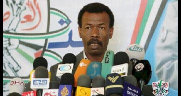 توفيق أبوخوصة قيادي فلسطيني بتيار الاصلاح الديمقراطي بحركة فتح 