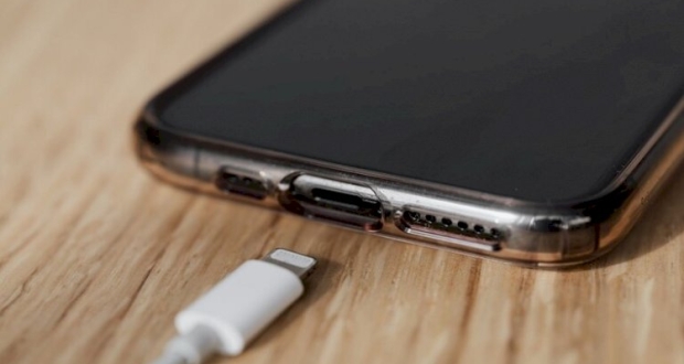 بطارية هاتف