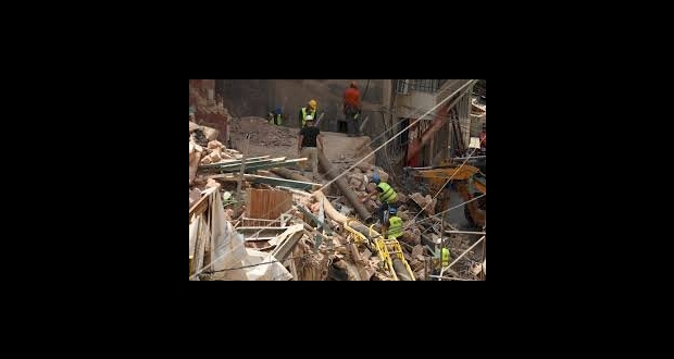 مئات من المحتجين يشاركون في مسيرة في هونج كونج اعتراضاً على تأجيل الانتخابات