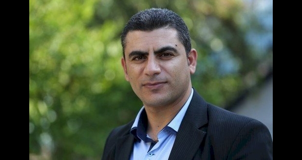 أشرف أبوخصيوان كاتب وصحفي فلسطيني