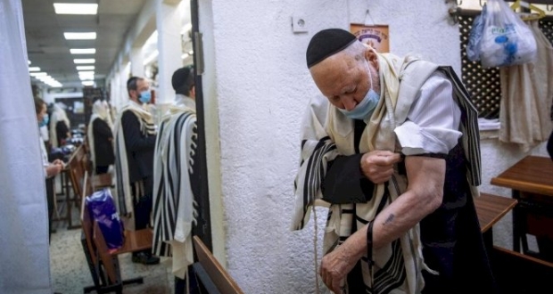 كنيس في مدينة بني براك