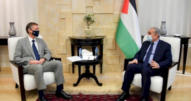 رئيس الوزراء في حكومة رام الله محمد اشتية 