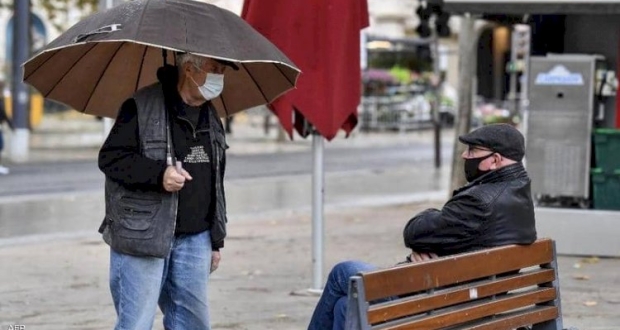 اقترب العدد الإجمالي للمصابين في فرنسا من المليون