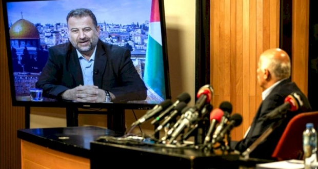 لقاء جبريل الرجوب وصالح العاروري في لقاء التقارب بين فتح وحماس