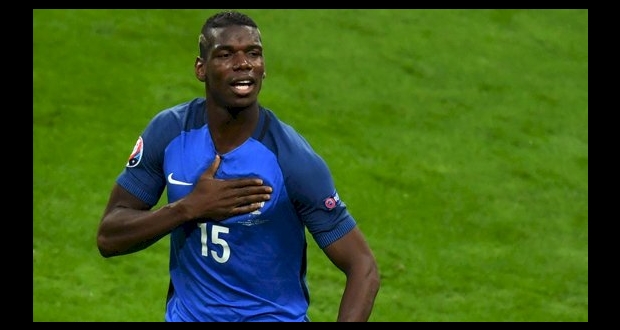 بول بوغبا نجم مانشستر يونايتد الإنجليزي ومنتخب فرنسا 