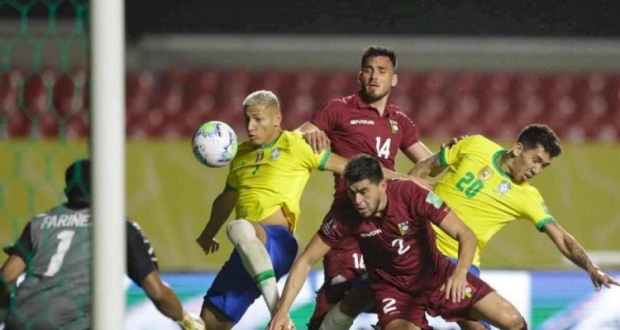 منتخب البرازيل قدم أداء باهتا أمام فنزويلا