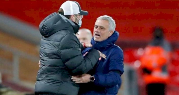 خلال مواجهة مورينيو وكلوب الأخيرة