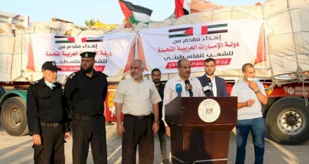 رفح:استقبلت حركة فتح محافظة رفح اليوم في معبر رفح قافلة من ٢٧ شاحنة تضم معدات وتجهيزات لصالح المستشفى الميداني الإماراتي . وعدد 2 شاحنة دفاع مدني ( اطفائية) لصالح جهاز الدفاع المدني. 