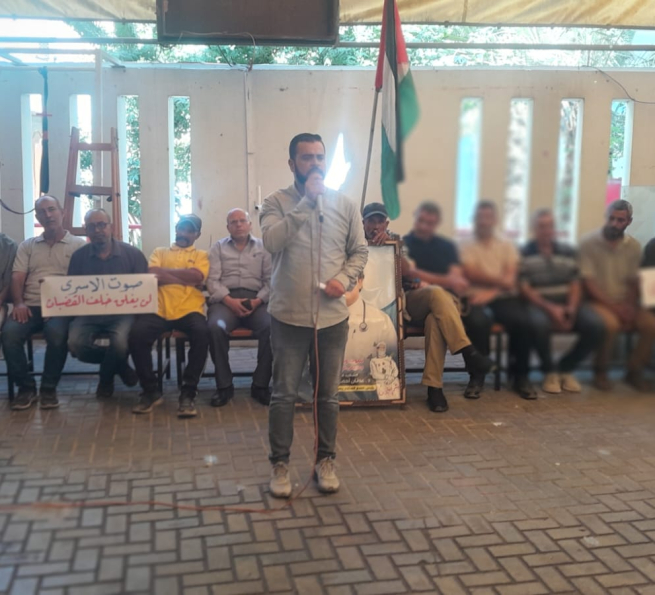 ملف الأسرى بتيار الإصلاح الديمقراطي يشارك في الوقفة التضامنية للأسرى في سجون الاحتلال